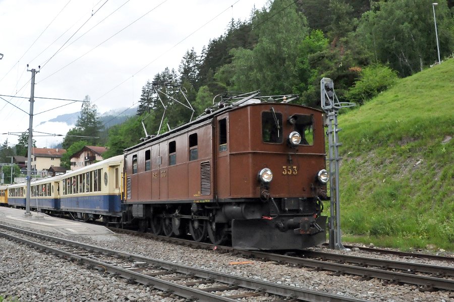 2019.06.10 RhB Ge 4-6 353 Bahnfest Bergün mit Pullmannwagen (6)